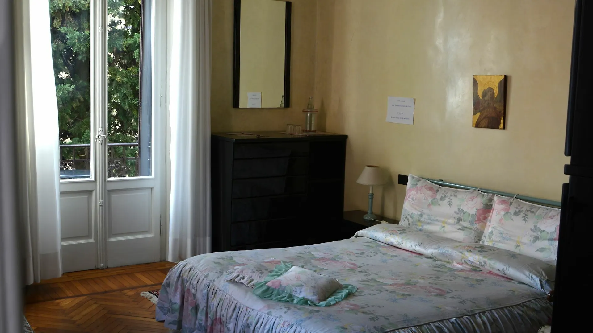 Al Glicine Hotel Bergamo 2*,  Italy